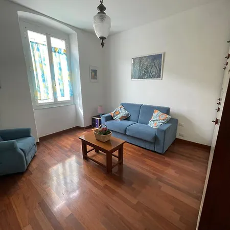 Apartment Tommy